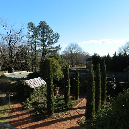 Clevedale Historic Inn And Gardens Spartanburg Exterior photo
